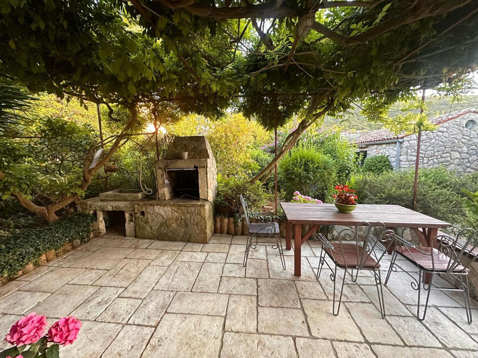 Apartments Cvita Veli Losinj Exterior photo